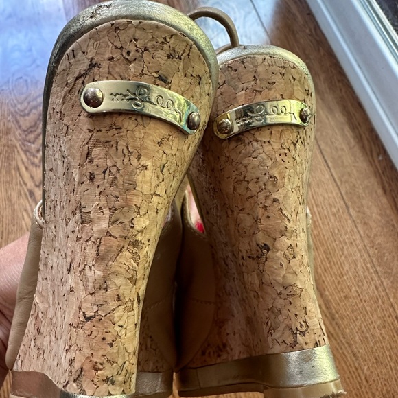 Lilly Pulitzer wedge heels with beige leather size 7 - Picture 5 of 8